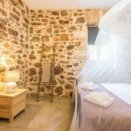 Stone House Under Acropolis Apartment เอเธนส์ ภายนอก รูปภาพ