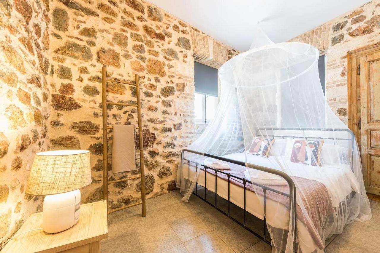 Stone House Under Acropolis Apartment เอเธนส์ ภายนอก รูปภาพ