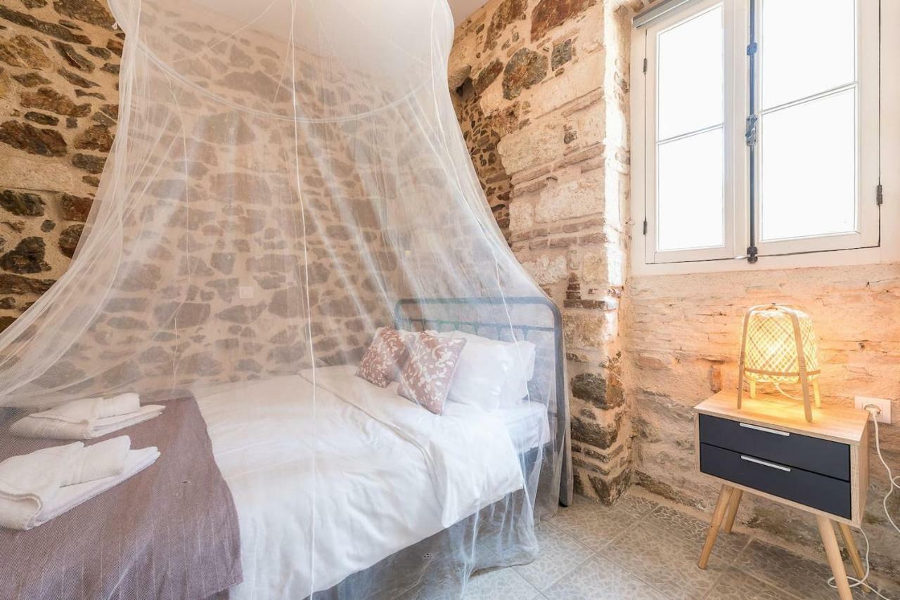 Stone House Under Acropolis Apartment เอเธนส์ ภายนอก รูปภาพ
