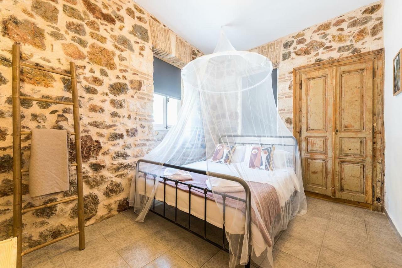 Stone House Under Acropolis Apartment เอเธนส์ ภายนอก รูปภาพ