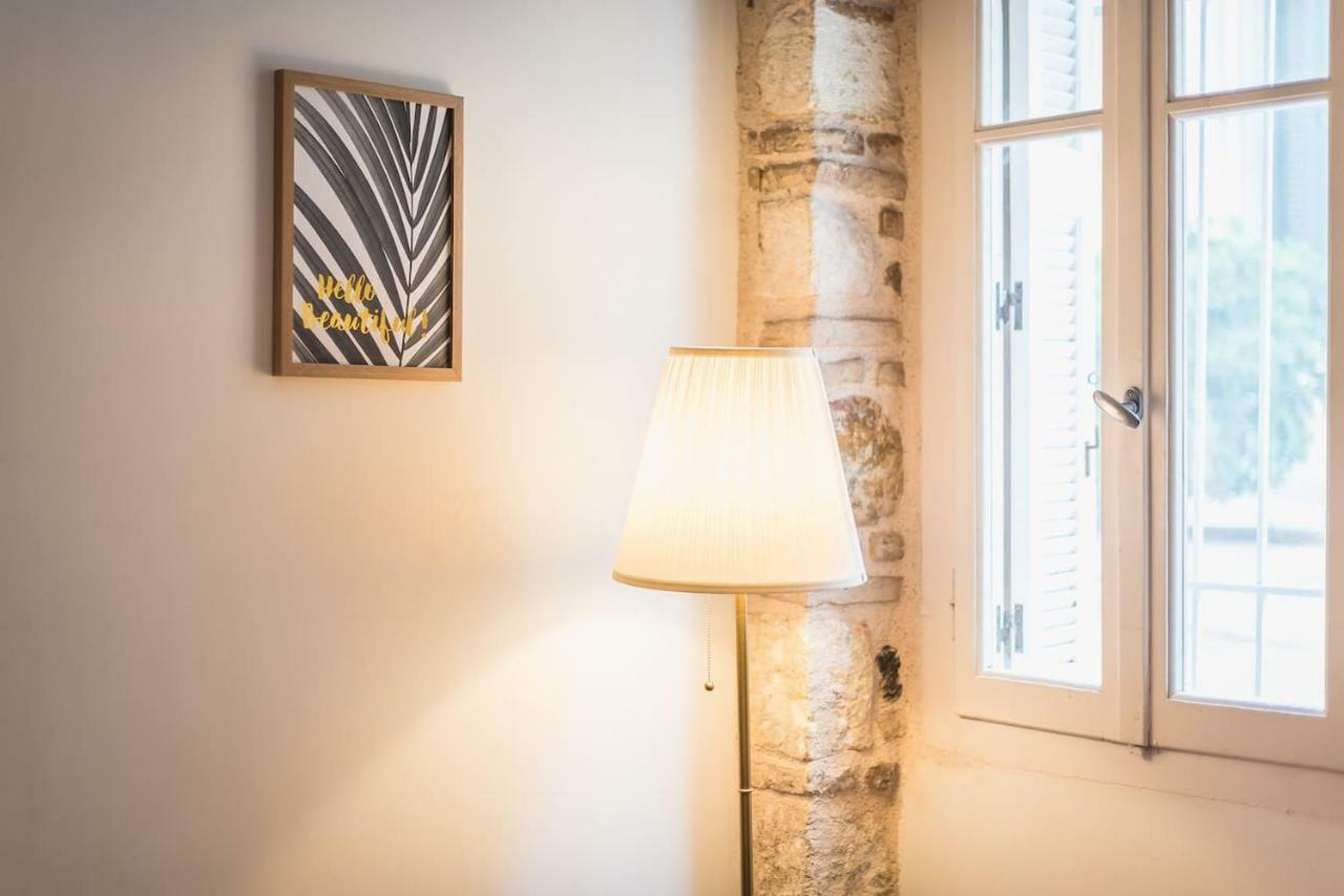 Stone House Under Acropolis Apartment เอเธนส์ ภายนอก รูปภาพ