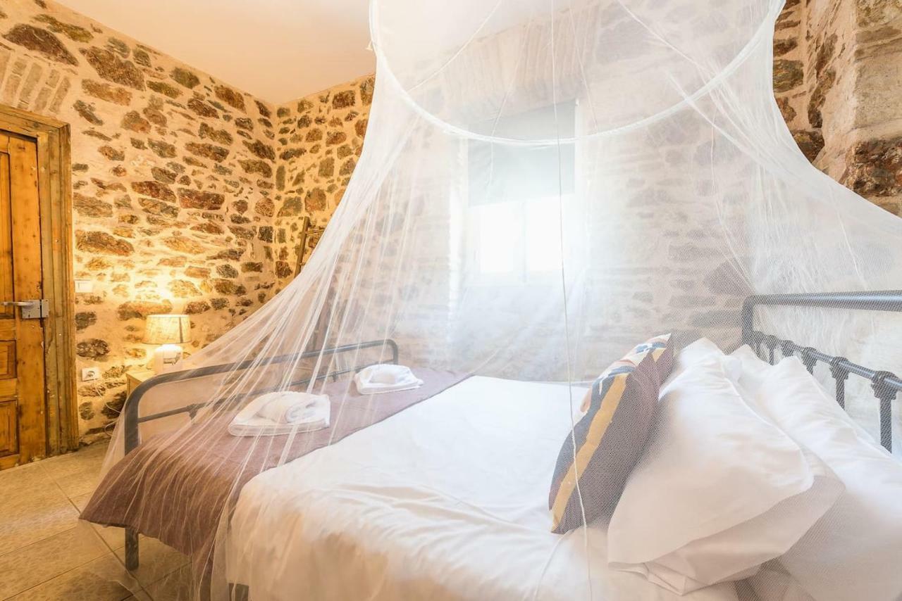 Stone House Under Acropolis Apartment เอเธนส์ ภายนอก รูปภาพ